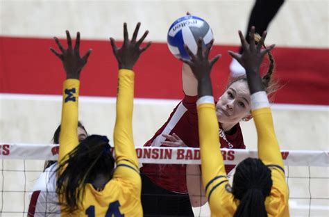 wisconsin volleyball team reddit|UWPD investigating sharing of sensitive photos, video of ...